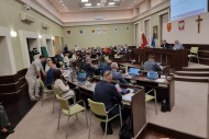 Konsultacje zamiast decyzji. Ograniczenie sprzedaży alkoholu jeszcze nie teraz