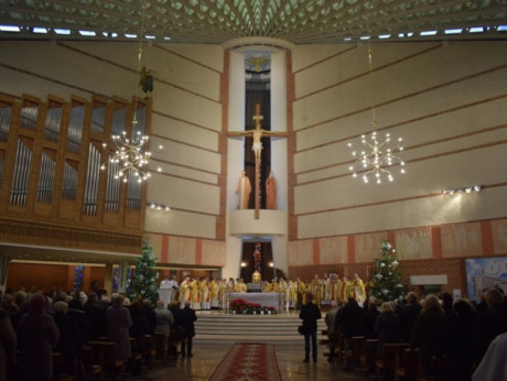 Biskupi zachęcają do uczestnictwa w Mszach Świętych