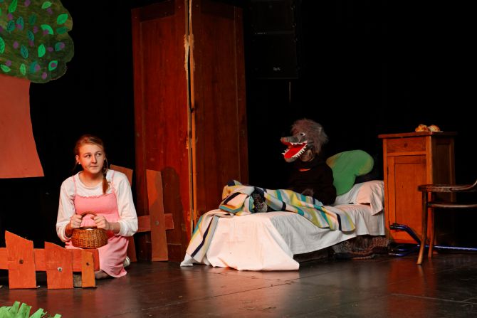 Teatr: „Różowy Kapturek”