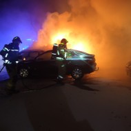 Nocny pożar w Końskich. Płonęły trzy samochody