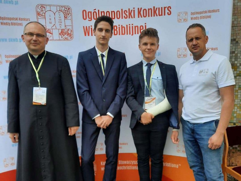 Reprezentanci diecezji kieleckiej laureatami konkursu biblijnego