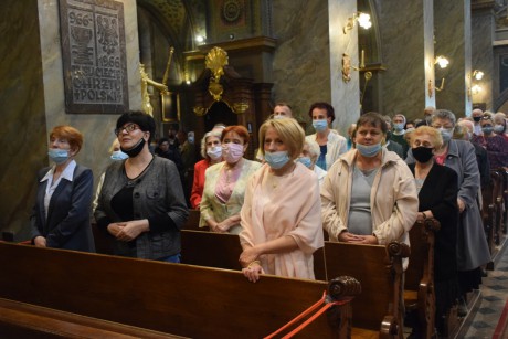 Biskup Kielecki odwołuje dyspensę od uczestnictwa w niedzielnej Mszy Świętej