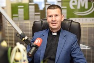 Ksiądz dr Paweł Ścisłowicz: "Lekcje religii odpowiadają na pytania o sens życia"