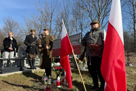 [FOTO] Na kieleckiej „Łączce” upamiętnili Żołnierzy Wyklętych