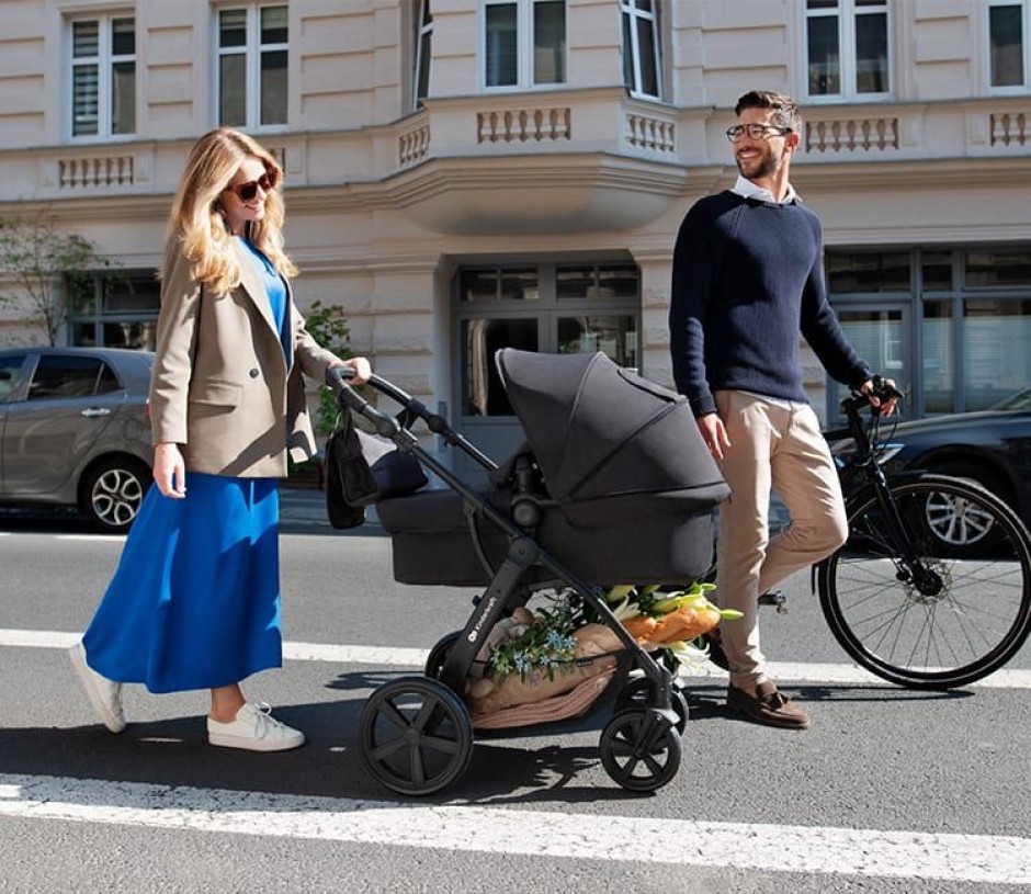 Wózek 3 w 1 – funkcjonalne i bezpieczne rozwiązanie dla nowoczesnych rodziców.