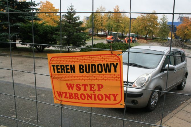 Remontują parking przy Urzędzie Wojewódzkim