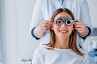 Kim jest i czym się zajmuje okulista?
