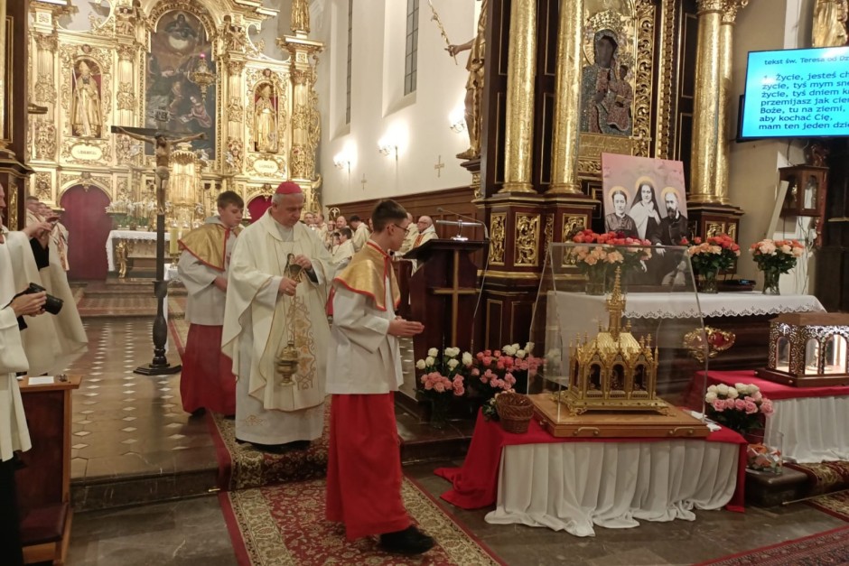 [FOTO] Biskup Jan Piotrowski: Świętość jest możliwa dla wszystkich