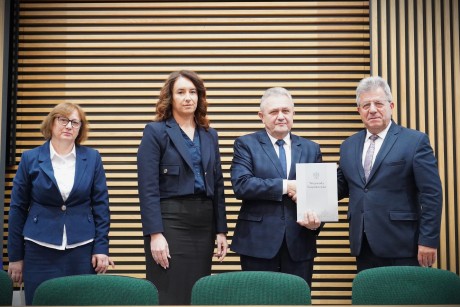 Miliony na drogi zniszczone przez ulewne deszcze