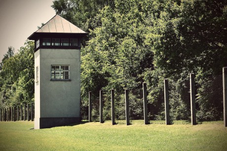 Rocznica wyzwolenia Dachau. Pamiętajmy o męczeństwie kapłanów