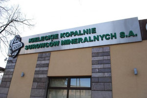 Pracownicy za układem