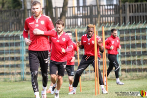 Korona rozpoczęła przygotowania do starcia z Ruchem