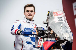 Równa jazda Giemzy przynosi awans w 