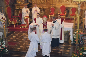 Nowi kapłani w diecezji kieleckiej