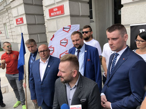 Liroy kandydatem na prezydenta Kielc