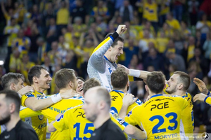 Ivić bohaterem. PGE VIVE wygrywa z Orlen Wisłą po karnych