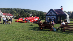 Piknik na zakończenie wakacji. Grają, żeby pomóc choremu koledze
