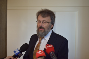 Ogromny grant naukowy dla wybitnego fizyka z UJK