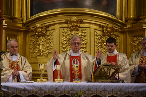 Czterdziestolecie święceń kapłańskich. Swój jubileusz obchodzi biskup Jan Piotrowski