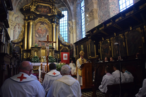 [FOTO] Parafia w Działoszycach świętuje osiemset lat istnienia