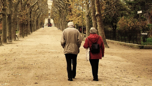 Przez pandemię seniorzy przerywają leczenie