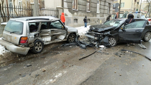 Groźna kolizja na Seminaryjskiej. Trzy osoby w szpitalu