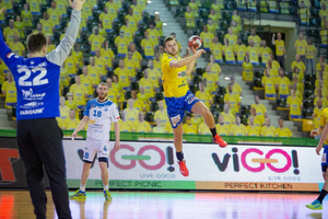 Z Paryżem i Szeged bez Gudjonssona?