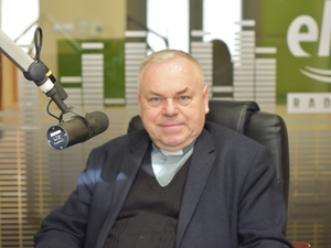 Ksiądz Stanisław Słowik, dyrektor Caritas Diecezji Kieleckiej: Praktykujmy jałmużnę