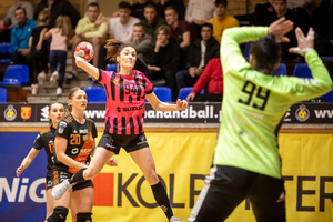 Suzuki Korona Handball gra z osłabionym mistrzem