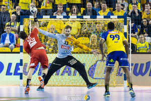 Obrona Wolffa i asysta Karalioka w gronie najpiękniejszych w fazie grupowej LM