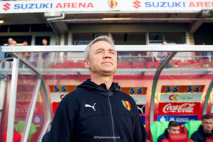 Smyła wraca na ławkę. W końcówce sezonu pomoże Koronie?  