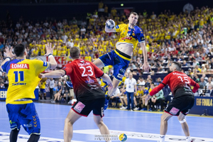 Kulesz na Zachód, Dodić na Bałkany