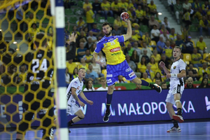 Łomża Industria gromi na inaugurację