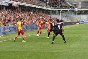 Pierwsza połowa na straty, druga na piękną walkę. Korona przegrała z Pogonią