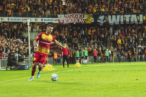 Korona gra na niewygodnym terenie. Frączczak: pokazać koroniarski charakter