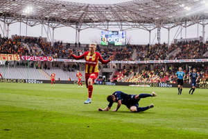 [WYNIKI I TABELA] Korona przedostatnia. O utrzymanie z mocnymi drużynami?  