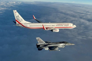 Pilot F-16 eskortujący piłkarzy grał kiedyś w Koronie