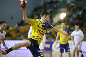 Koniec sezonu dla młodego obrotowego. Konieczna była operacja