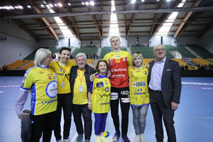 Młody bramkarz mistrza Polski będzie dostawał stypendium od kibiców