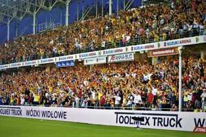 Kibice Korony dorzucili misie. Zebrano ponad 20 tysięcy złotych