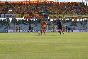 Korona w pogoni za wyjazdowym zwycięstwem zagra z... Pogonią