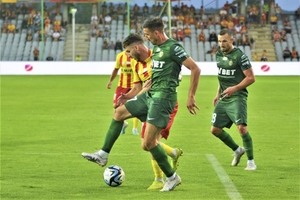 [WYNIKI I TABELA] Korona nadal czerwoną latarnią. Lider utrzymany