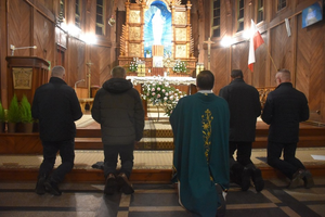 Męski Różaniec wyjątkowo o innej godzinie