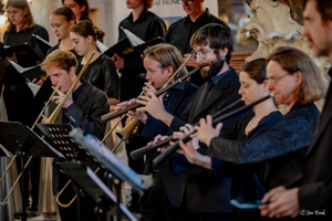 Zbliżają się koncerty promujące Świętokrzyskie Dni Muzyki Dawnej. Muzycy zagrają... na dworcu