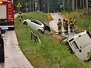 Trzy zdarzenia drogowe w miejscowości Siodła. W jednym uczestniczył radiowóz