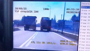 [FILM] Niebezpieczne manewry ciężarówki na przejściu dla pieszych