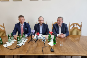 Dwa „Lexy”, parkingi i niskoemisyjna gospodarka – o tym będą debatować radni