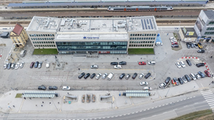 Parking przy dworcu PKP mniejszy o połowę? Co z tym zrobią radni?