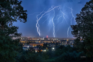 Uwaga na burze! IMGW ostrzega