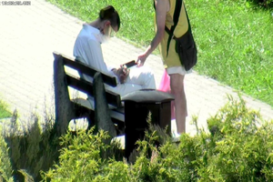 W oku kamery miejskiej. Kradzież telefonu i narkotyki